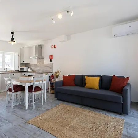 Hébergement de vacances Mood - Loft With Mezzanine *